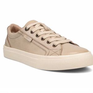 Taos Women's Plim Soul Lux Sneaker - Oyster Sz 9